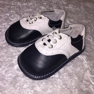 🔸 Jack + Lily Boys Oxford Shoes